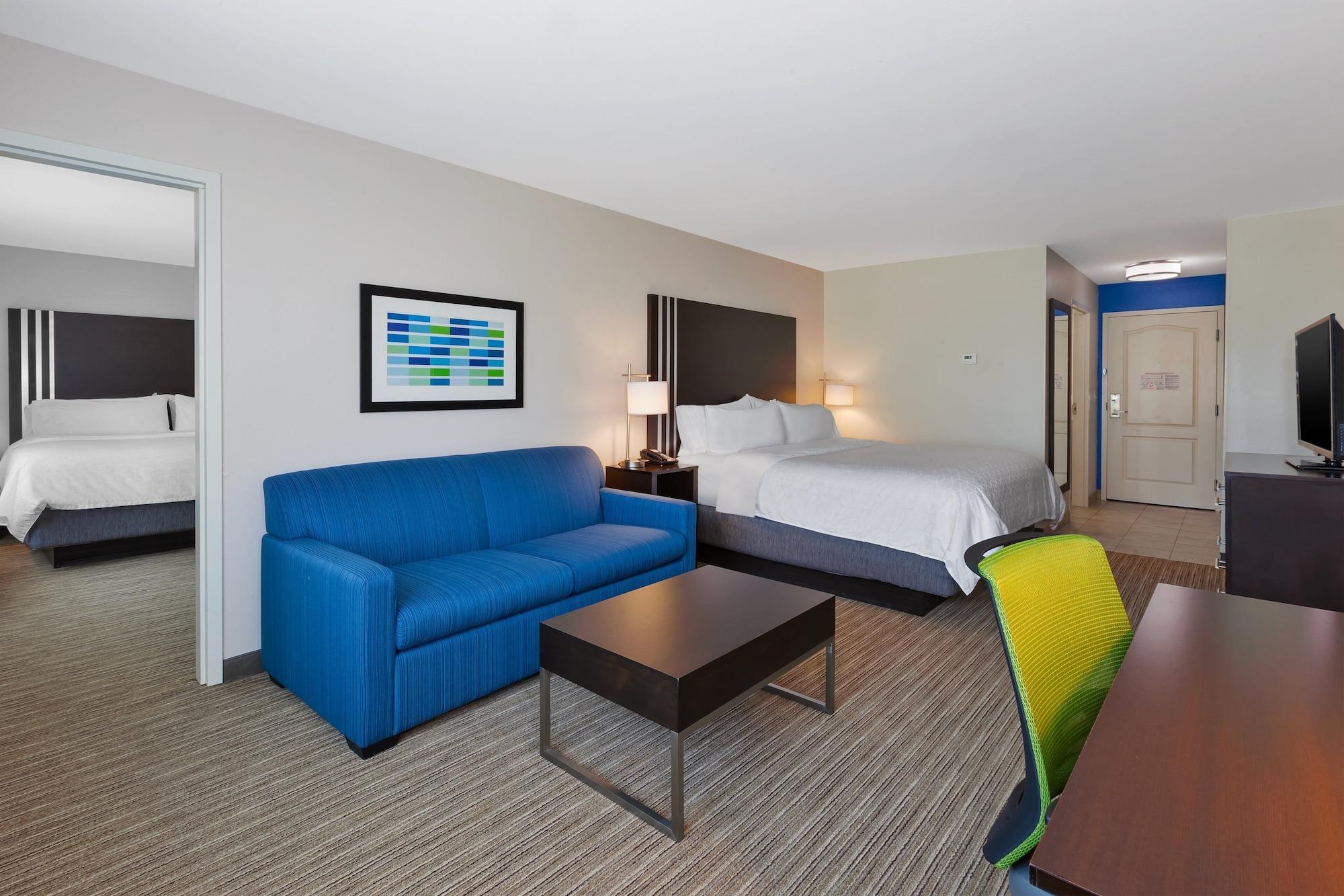 Holiday Inn Express & Suites - Effingham By Ihg Екстериор снимка
