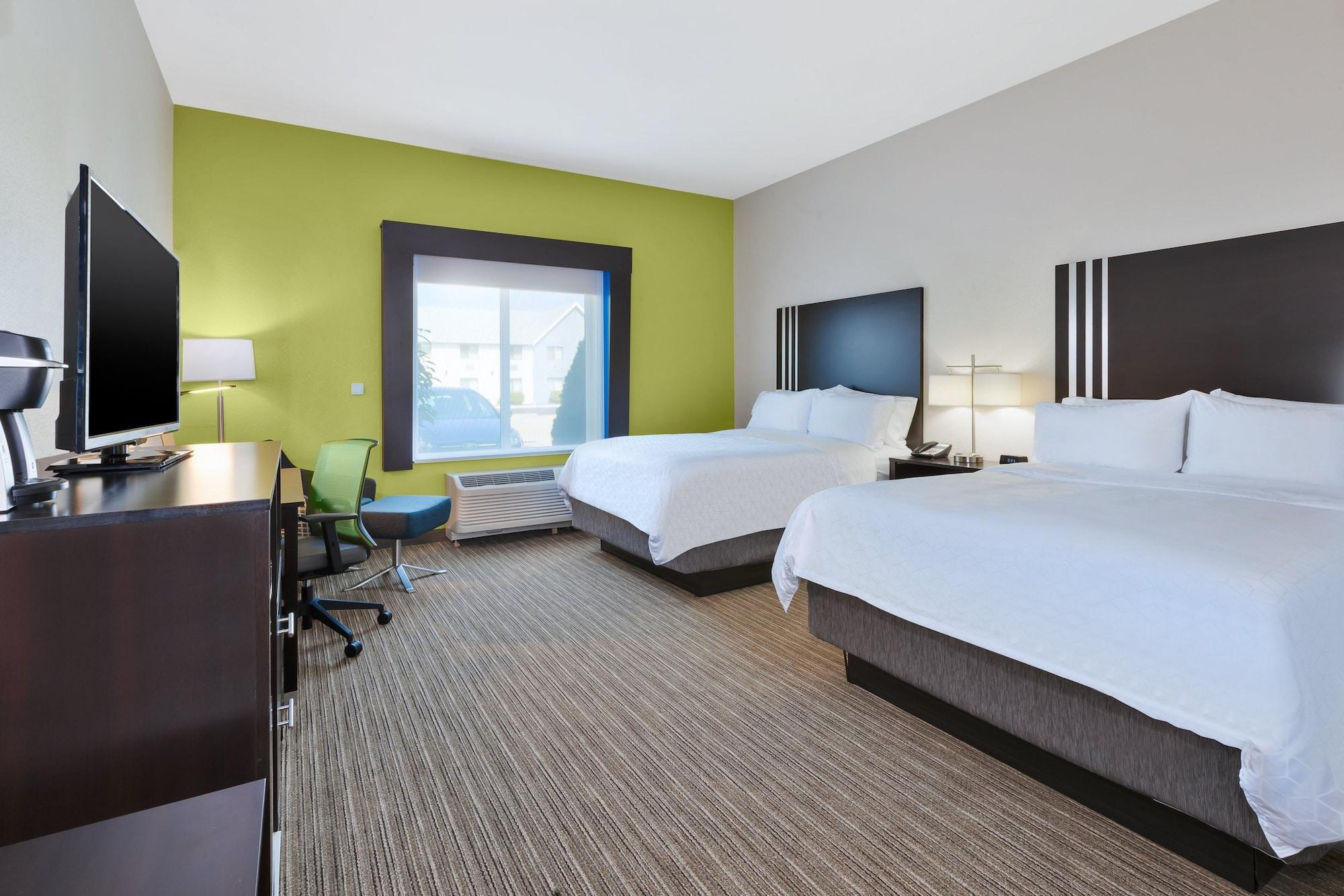 Holiday Inn Express & Suites - Effingham By Ihg Екстериор снимка